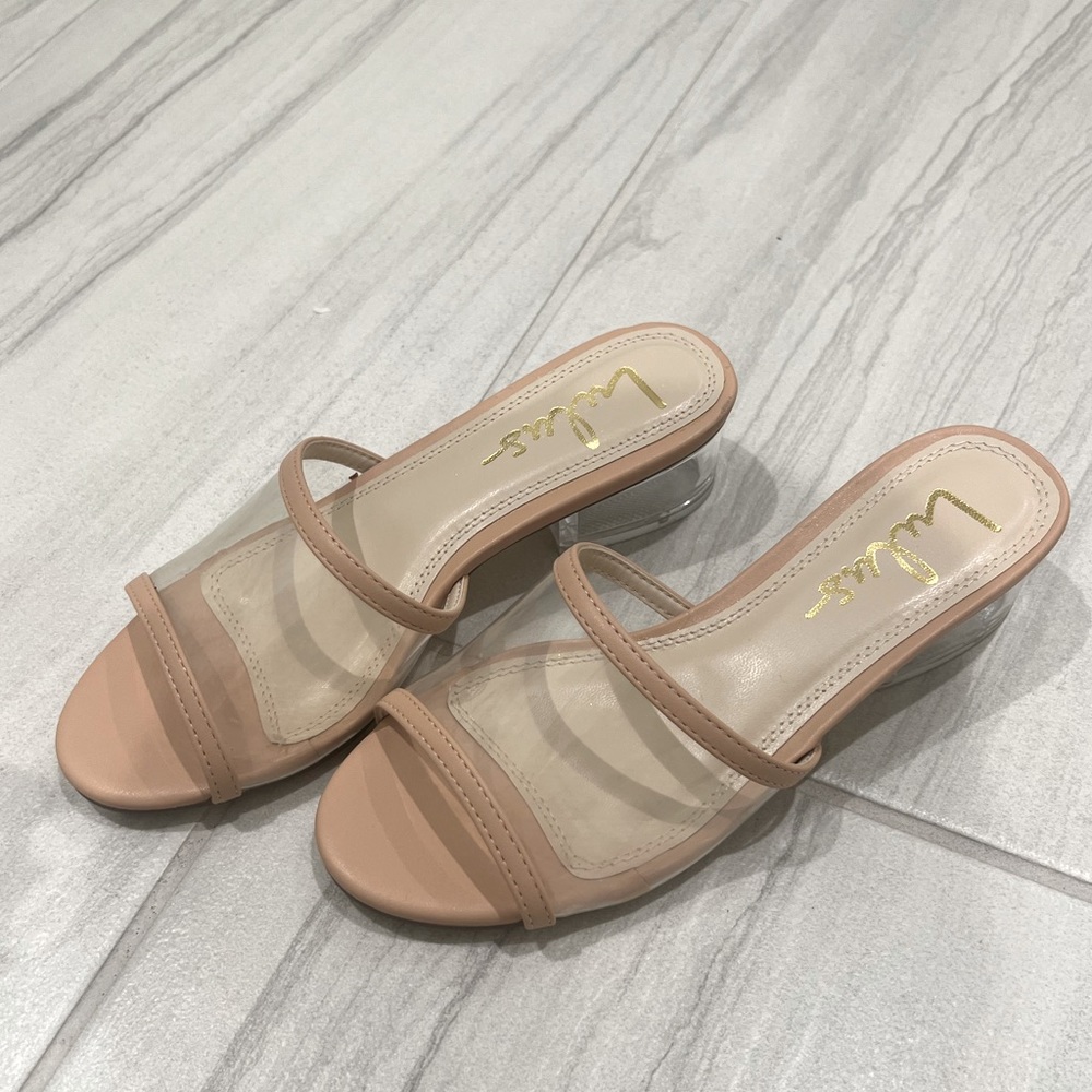 Lulus size 6 sandals